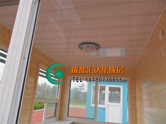 防腐木岗亭.jpg
